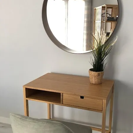Apartment Angel *